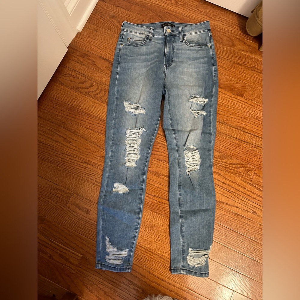 Guess ripped 1981 skinny jeans